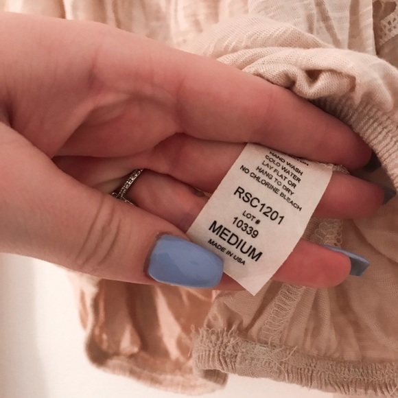 off the shoulder blouse with lace detailing - Picture 4 of 4